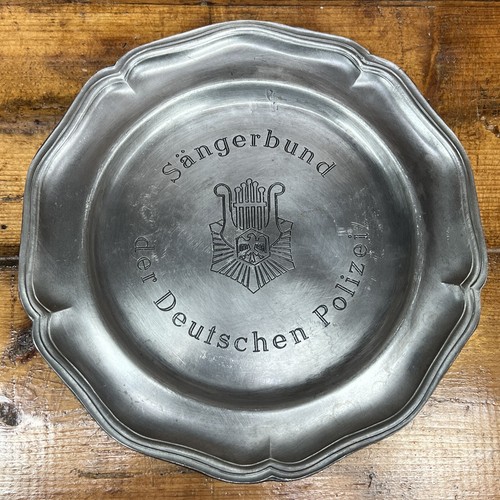 Vintage pewter plate - pewter, 9”
